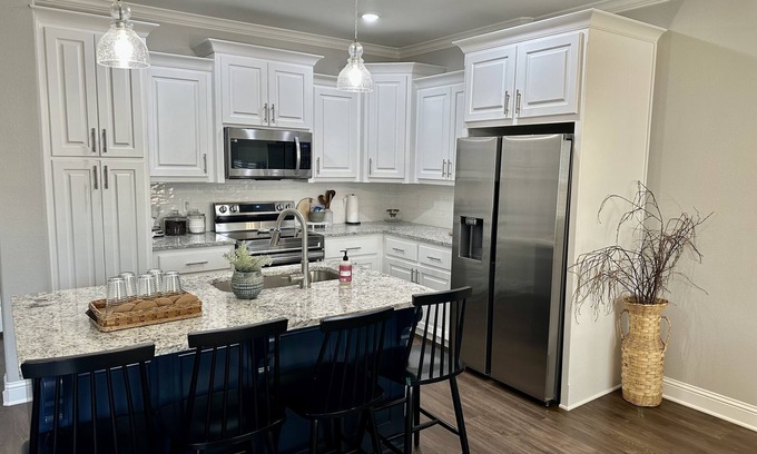 Tyler House | Cozy newly built townhome