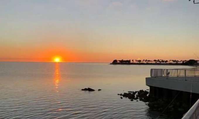 Bayonet Point House | Cozy Ocean Breeze Guest House Ideal Location