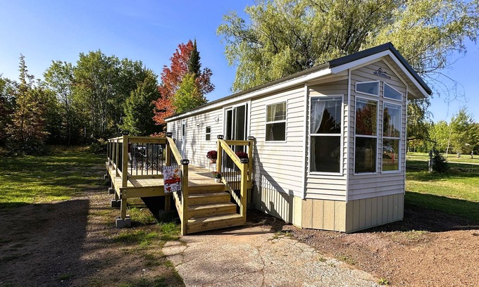Ontonagon House | Cozy Park Model minutes from many of UPs popular attractions & UTV/ATV Snow Trls