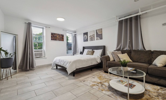 Southeast Yonkers House | Cozy peaceful Yonkers, NY hideaway just 20 minutes from NYC!