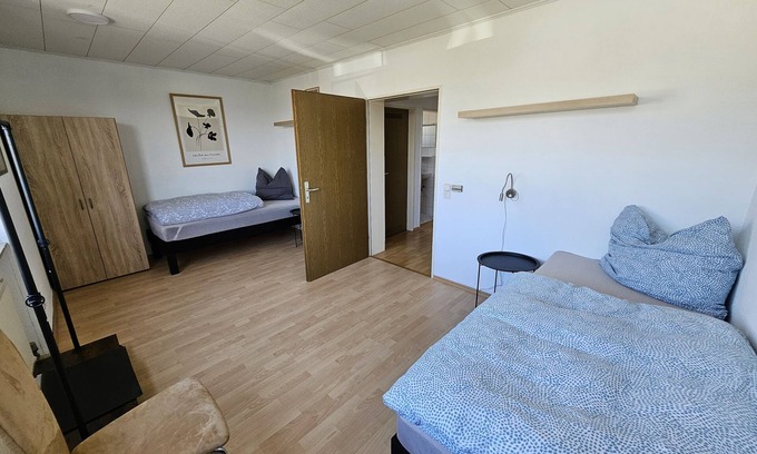 Fuldabruck Apartment | Cozy penthouse apartment