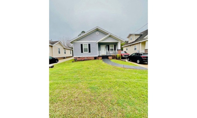 Birmingham House | Cozy, quiet and near all hospitals Ex. UAB, VA, St. Vincents, Brookwood,Children