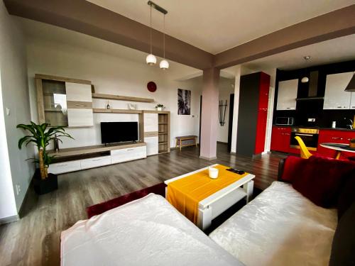 Vysne Opatske Apartment | Cozy Residental Apartment
