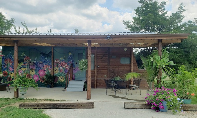 Greenville House | Cozy Romantic Secluded Private Country Chic Tiny House on 5 acre farm.
