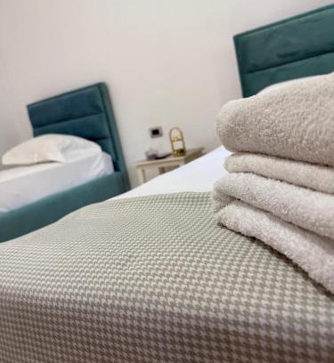 Kamez House | Cozy Room Close to the Airport