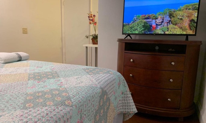 Rialto House | Cozy room in nice house