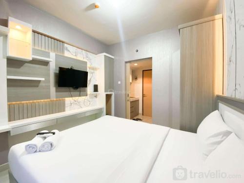 Jatingaleh Apartment | Cozy Stay and Tidy 1BR The Alton Apartment By Travelio