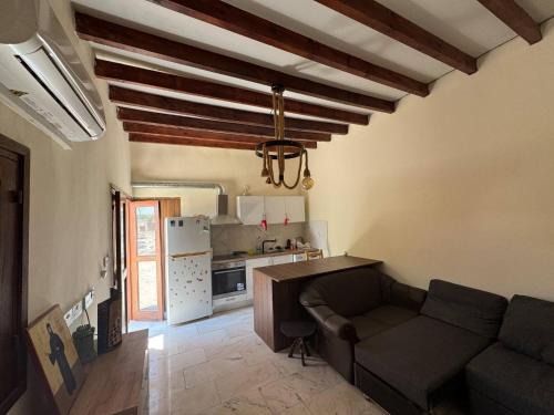 Marathounta Apartment | Cozy Stone house with 1 bedroom