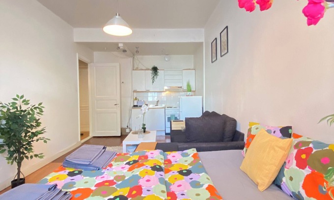 Kamppi Apartment | Cozy Studio Near Kamppi Metro, Hietaranta Beach!