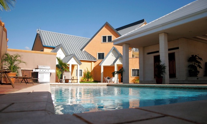 San Fernando Apartment | Cozy Studio with Pool Access in Gated Community San Fernando