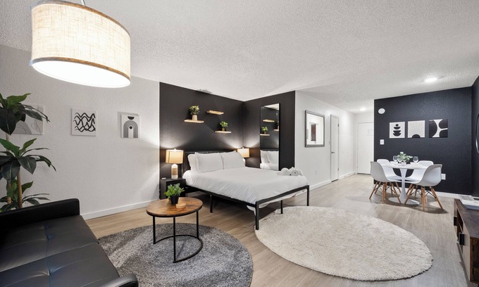 Southwest Orlando Apartment | Cozy Studio1-bd apt with Wifi, Pool, and Own Bathroom near Disney Parks, Florida