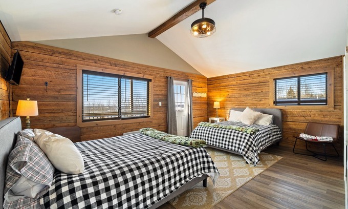Thompson Cabin | Cozy Summer Cabin - Hot Tub, Firepit, Views, Near Trails & Lakes!