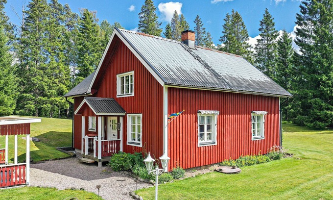 Amal House | Cozy Swedish forest farm -Marie- in a secluded location