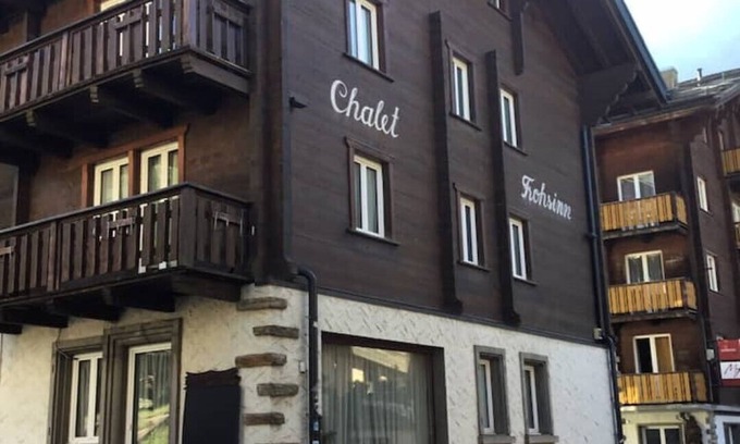 Saas-Fee Apartment | Cozy top floor apartment with stunning views