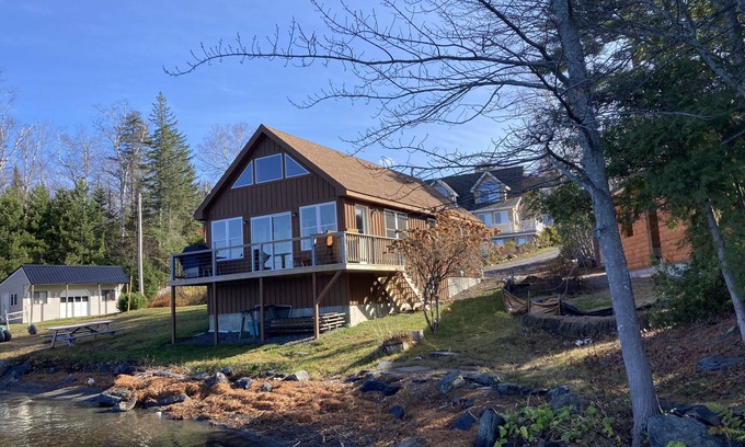 Greenville Cabin | Cozy Waterfront Cabin - Moosehead Lake