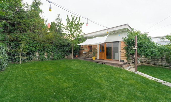 Torokbalint House | Cozy weekend house for couples or business travelers