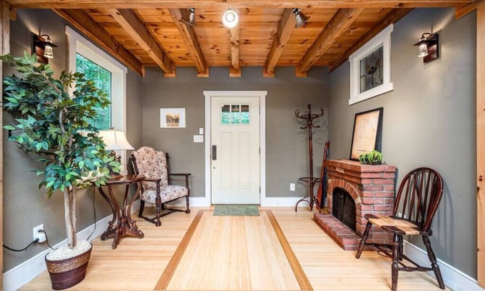 Bynum House | Cozy Wooded barndominium near Chapel Hill