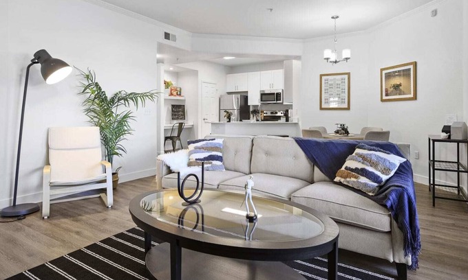 Glendale Sports and Entertainment District Apartment | CozySuites Glendale walk to stadium w/ pool & gym!