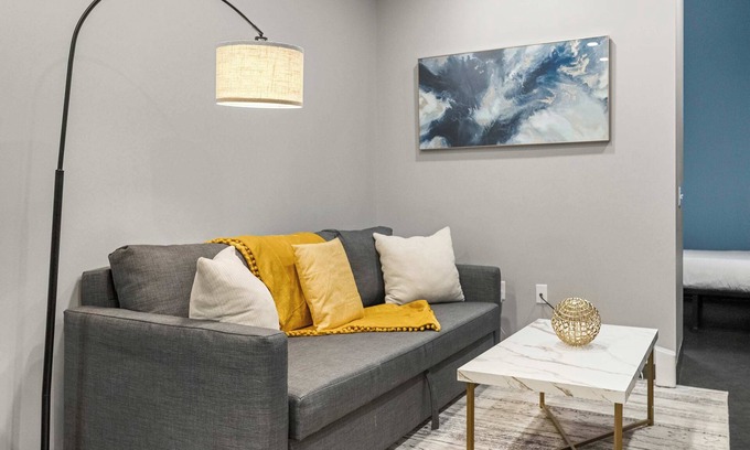 Cultural District Apartment | CozySuites Modern 1BR in Downtown Pitts #1