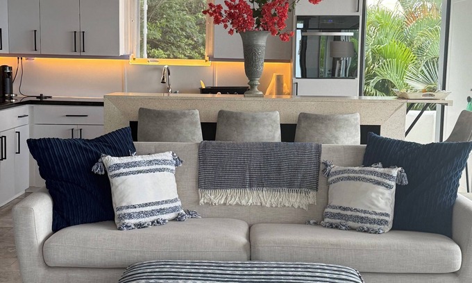 Road Town Villa | Crème De La Carib: 4 Bed & 4 BathnHigh design meets high altitude in BVI’s!