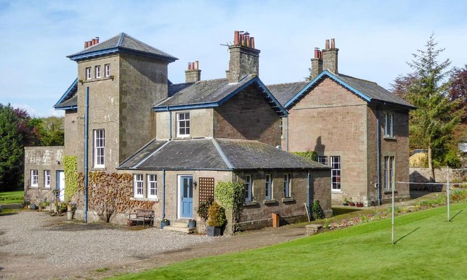Alyth House | Craigellie