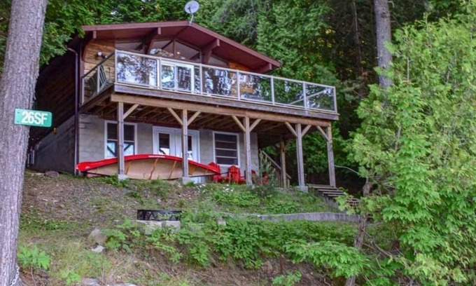 The Archipelago Cottage | Crane's Landing - 3BR Cottage w/Great Swimming, Watercraft, Dock & Firepit