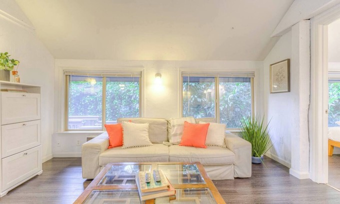 Greenwood Apartment | Creek-Front Crown Hill Craftsman with Hot Tub - Unit A