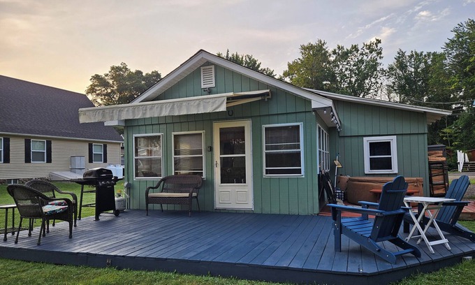 Ashville Cottage | Creekside Cottage w/Lake access, Dock, Hot tub, Canoe/Kayaks