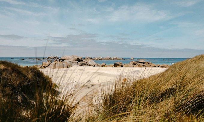 Kerlouet House | Crémiou on the beach - House on the beach with postcard sea view