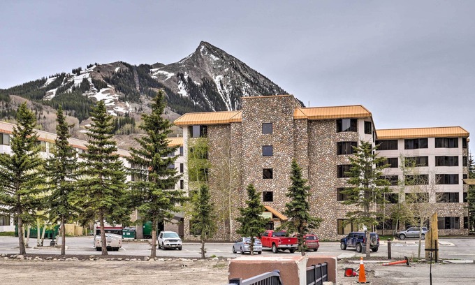 Crested Butte Apartment | Crested Butte Studio w/Community Hot Tub & Pool!