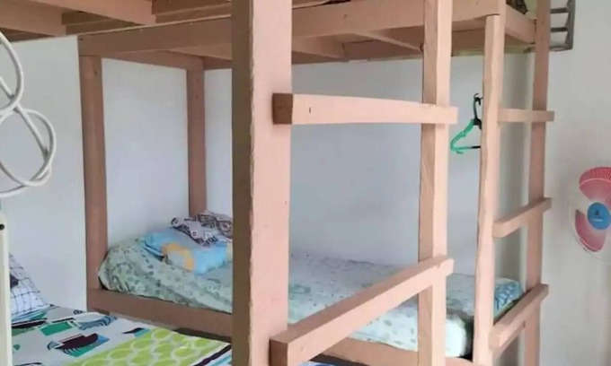 Libjo Resort | Croninresidence/Dormitory room/fan room/6pax/bfast