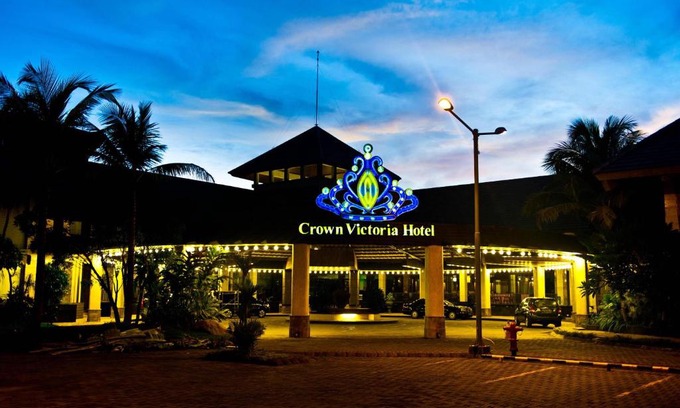 Tulungagung Hotel | Crown Victoria Hotel Tulungagung