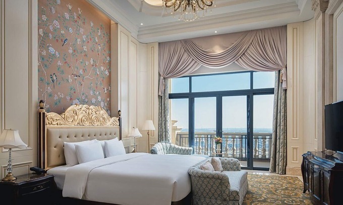Dongying Hotel | Crowne Plaza Dongying by IHG
