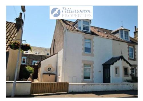 St Monans House | Crows Neuk- fabulous coastal family home