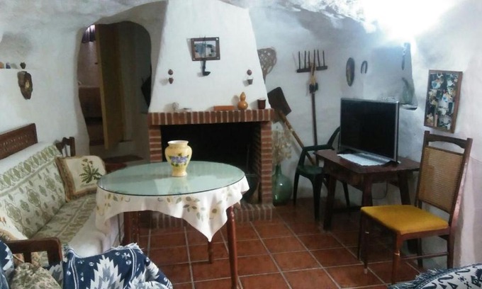 Pegalajar House | Cueva Rural La Noguera