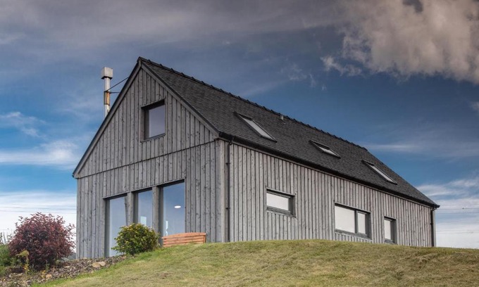 Portree House | Cuillrigh - Luxury house, loch & mountain views