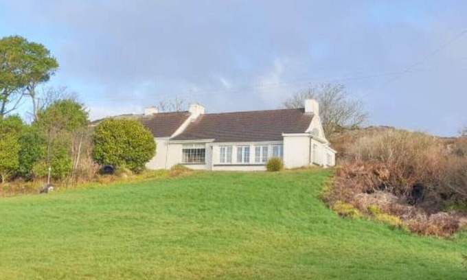 Claddaghduff House | Cushatrough Claddaghduff for relaxing & adventure