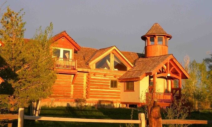 Clawson Cabin | Custom Log Cabin with Teton Views and Hot tub near National Parks