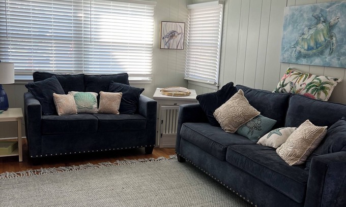 Fenwick Island House | Cute little house on the canal in beautiful Fenwick Island!