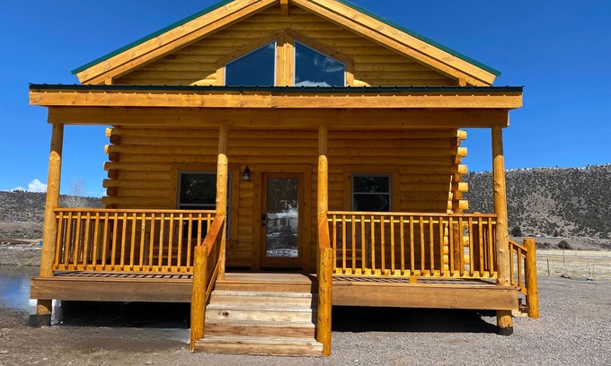 Antonito Cabin | Cutthroat Cabin