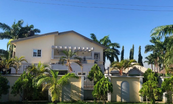 Gwarinpa Estate Bed & Breakfast | Cuzsi Bed & Breakfast hotel