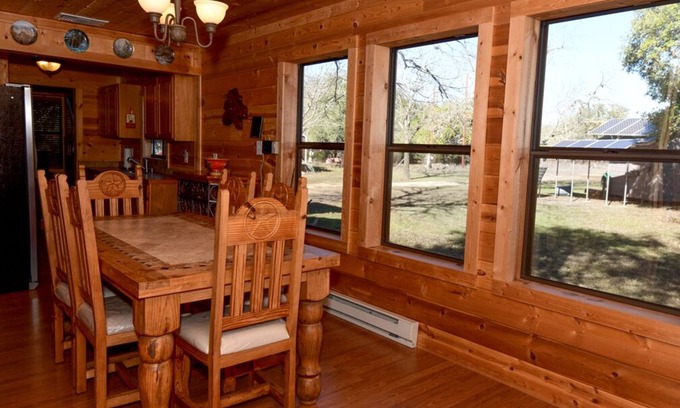 Utopia Cabin | Cypress Hollow Family Cabin