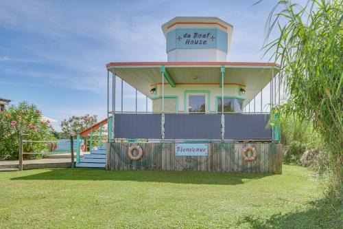 Houma House | Da Boat House with World-Class Bayou Fishing!