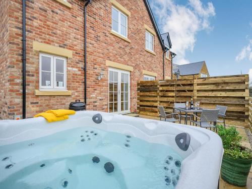 Oxhill House | Daisy Cottage - Uk38683