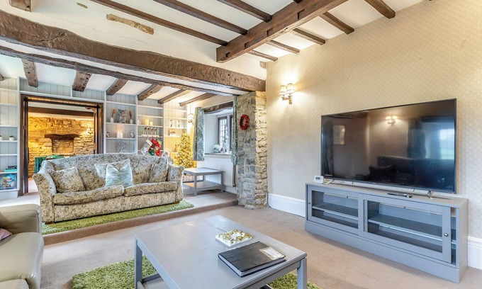 Monyash Cottage | Dale house Farm - UK46033