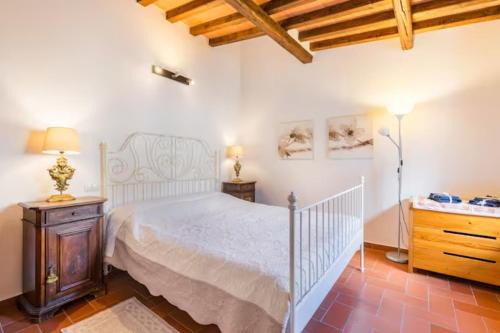 Rovezzano Apartment | DaLu Florence apartment Lucilla - private car park 15 minutes to the city center