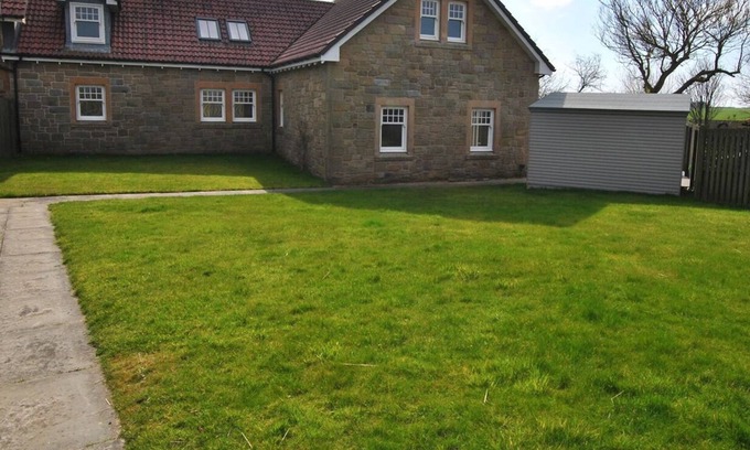 Anstruther House | Darnley View- spacious countryside retreat