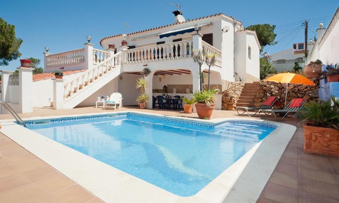 L'Escala Villa | Daro