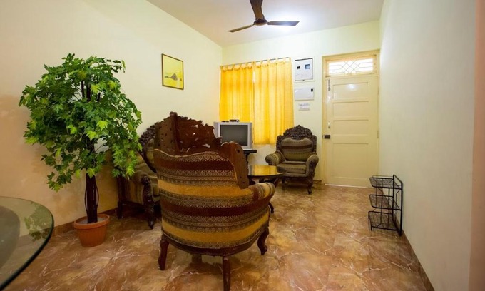 Caranzalem House | Darryl Ribeiro's 2BHK & 3BHK Apartment in a Villa