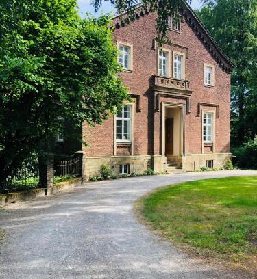 Bergkamen Apartment | Das Ministerhaus - exklusives Apartment auf historischem Gutshof